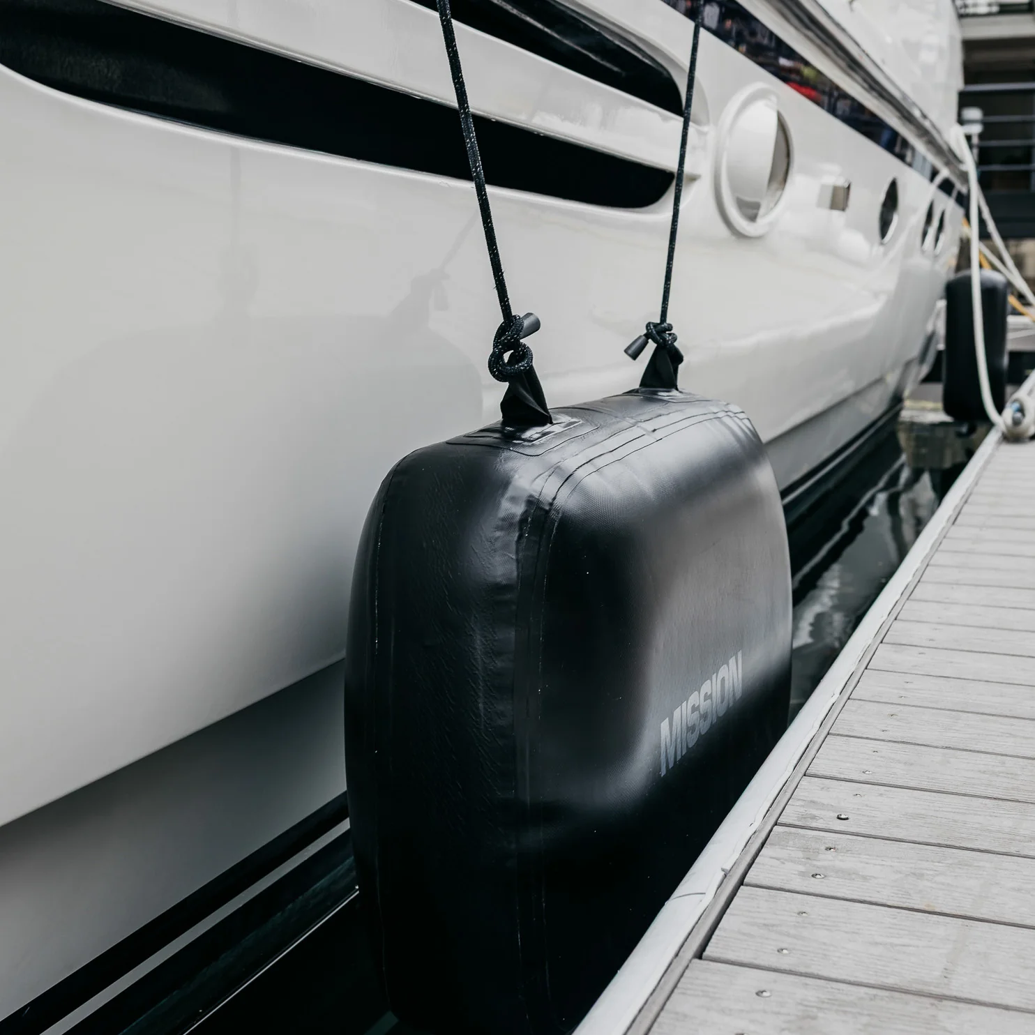 BRIGADE | Pad | Inflatable Fender - Image 3