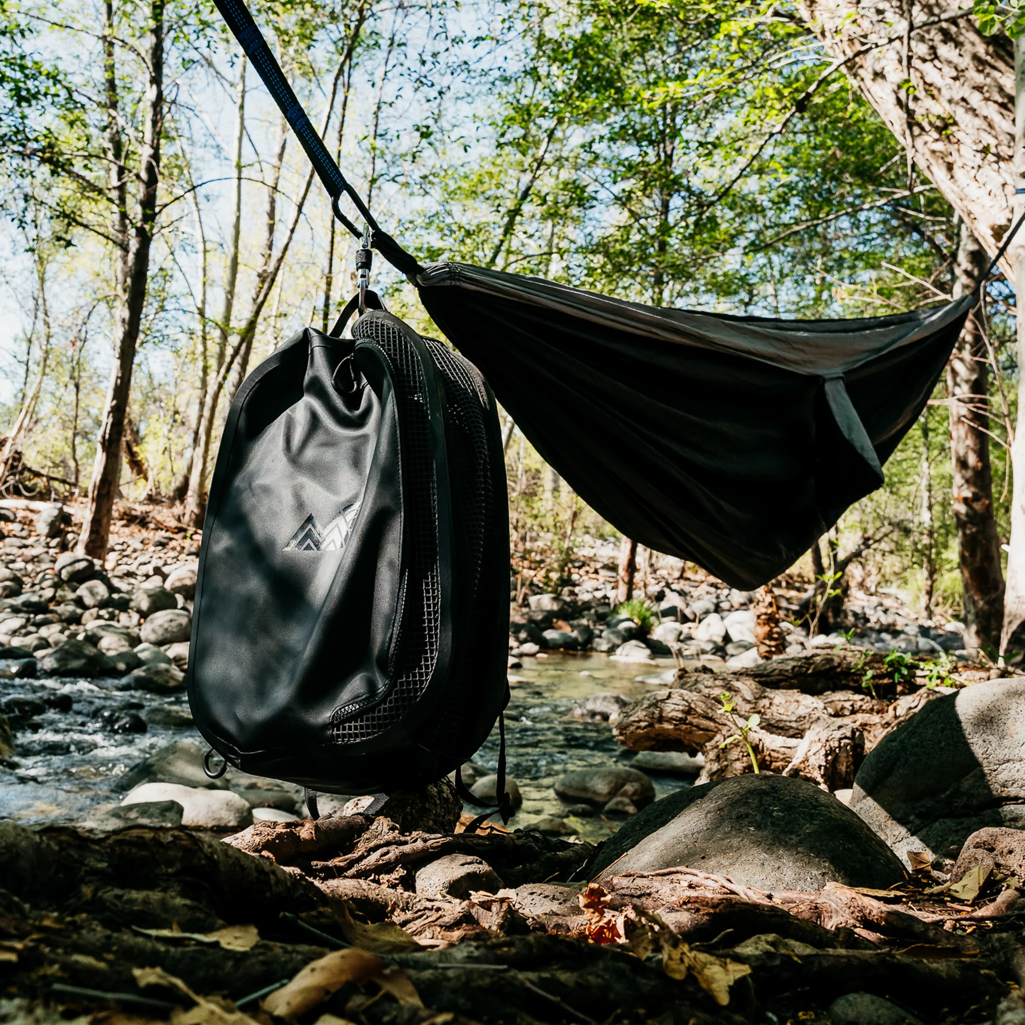 CASSI | Backpack | Dual-Compartment 18L Daypack - Image 16