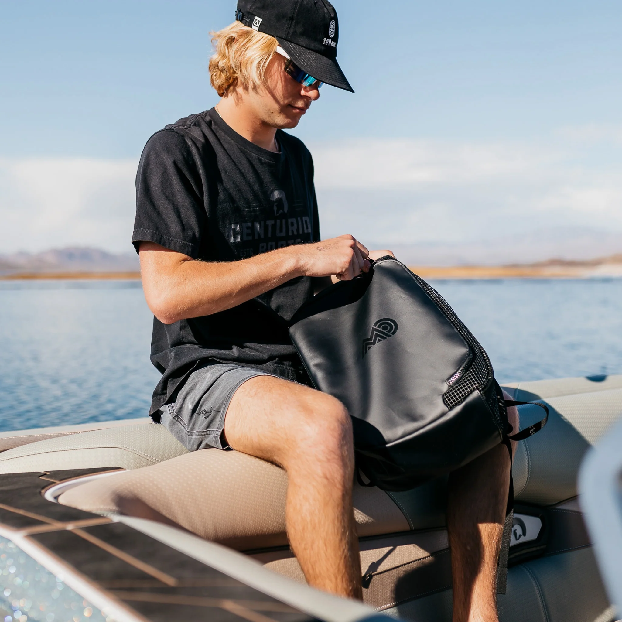 CASSI | Backpack | Dual-Compartment 18L Daypack - Image 49