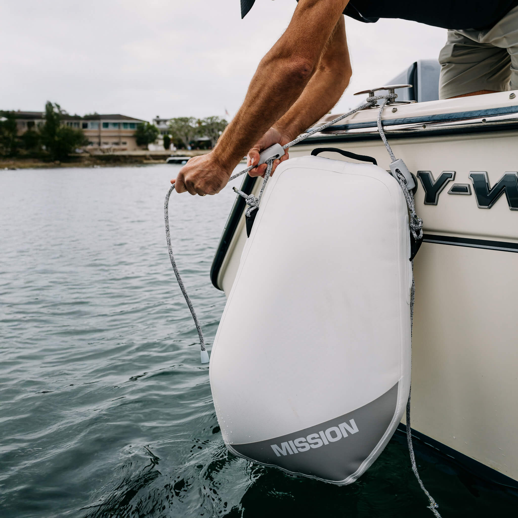 DYMON | Inflatable Fenders - Image 35