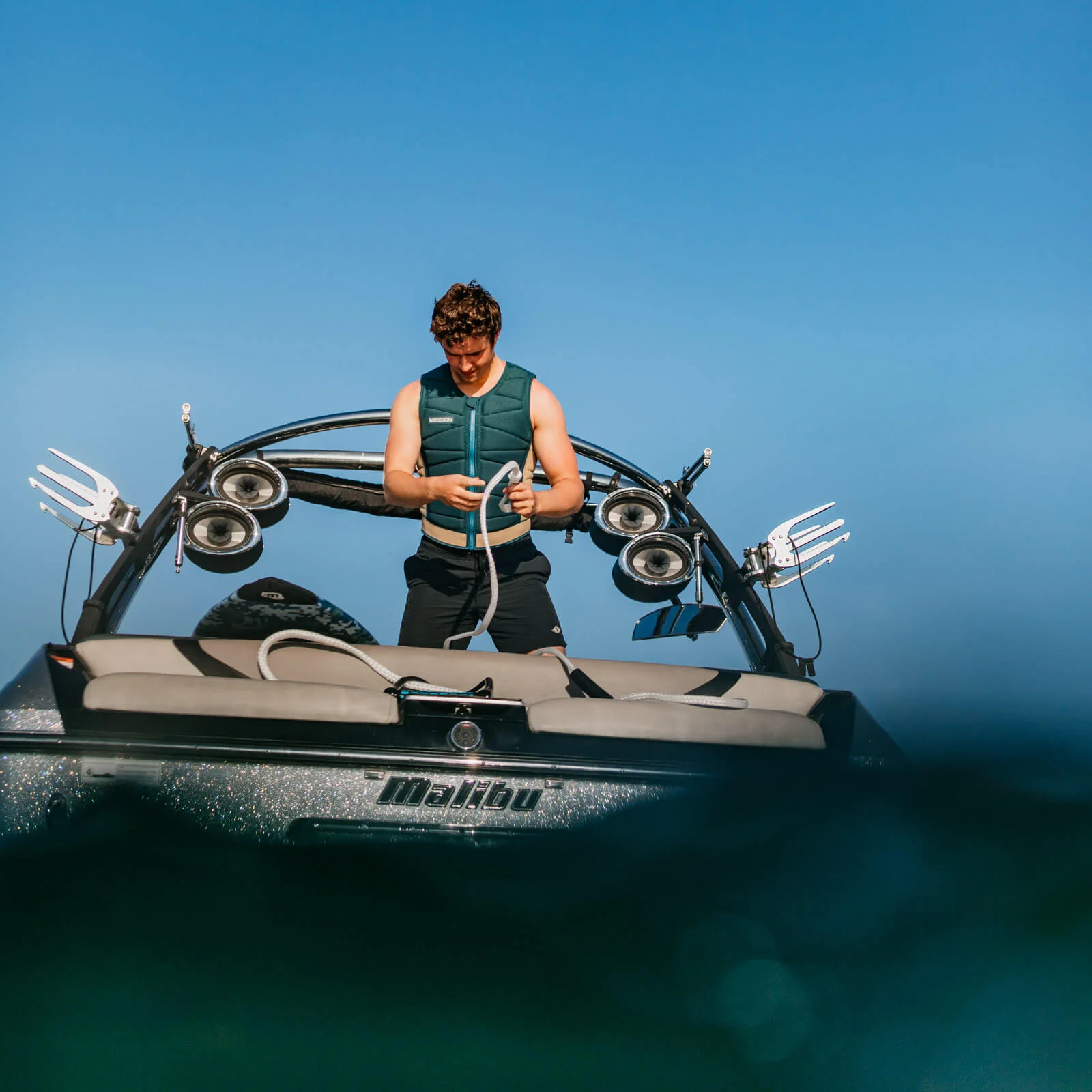 ONDO | Comp Vest | Impact Vest - Image 7
