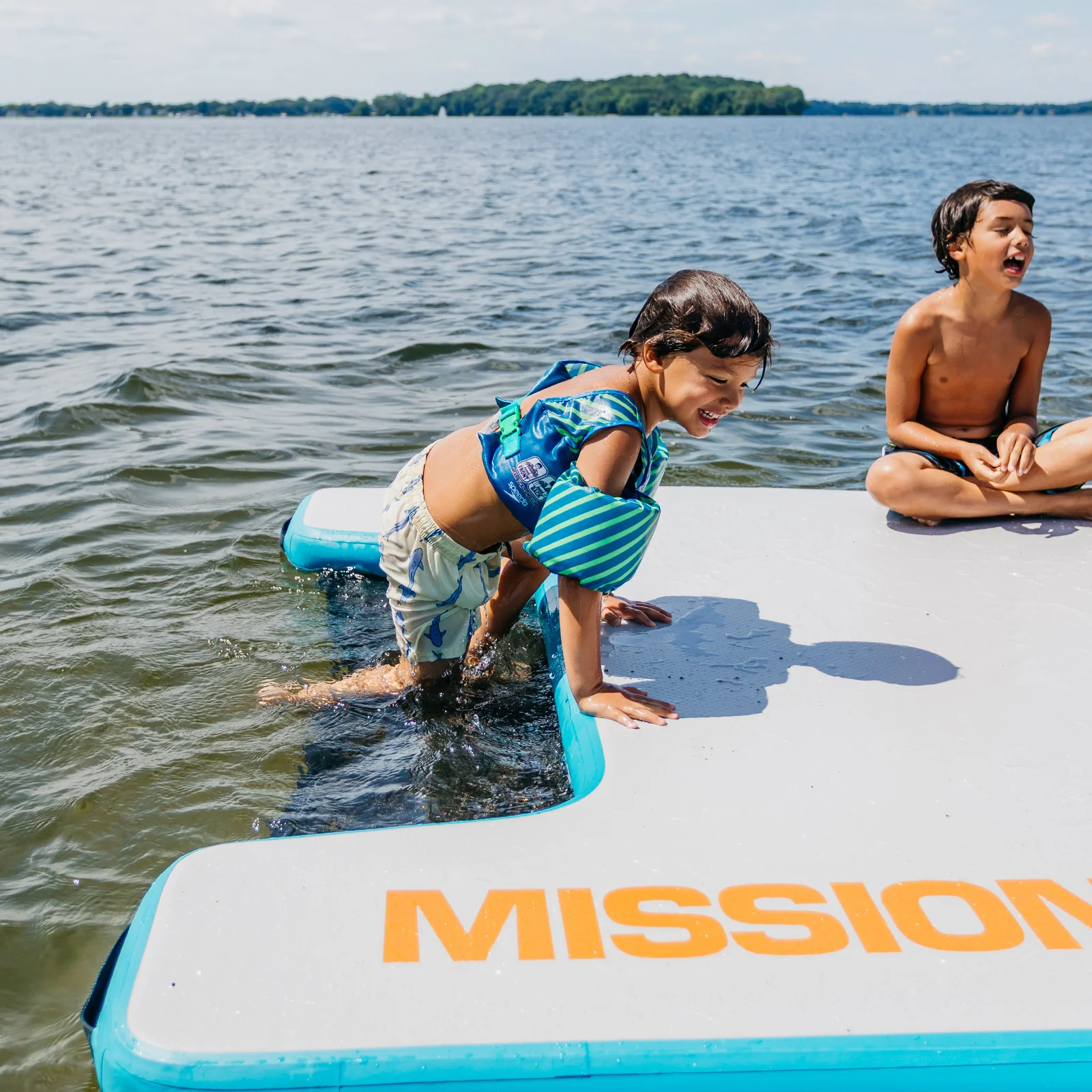 REEFLITE | Inflatable Water Mat | Compact + Easy-up - Image 6