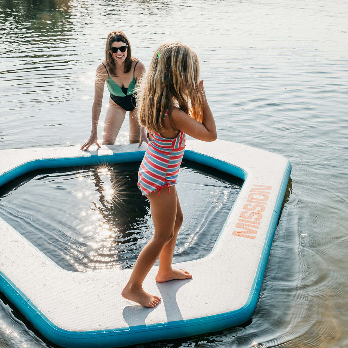 REEFLITE SPLASH | Inflatable Floating Splash Pool - Image 11
