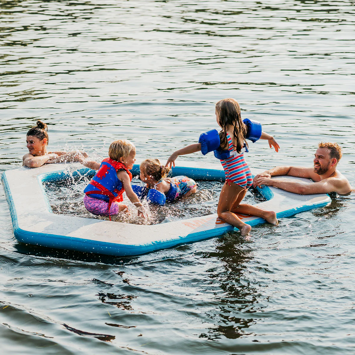 REEFLITE SPLASH | Inflatable Floating Splash Pool - Image 13