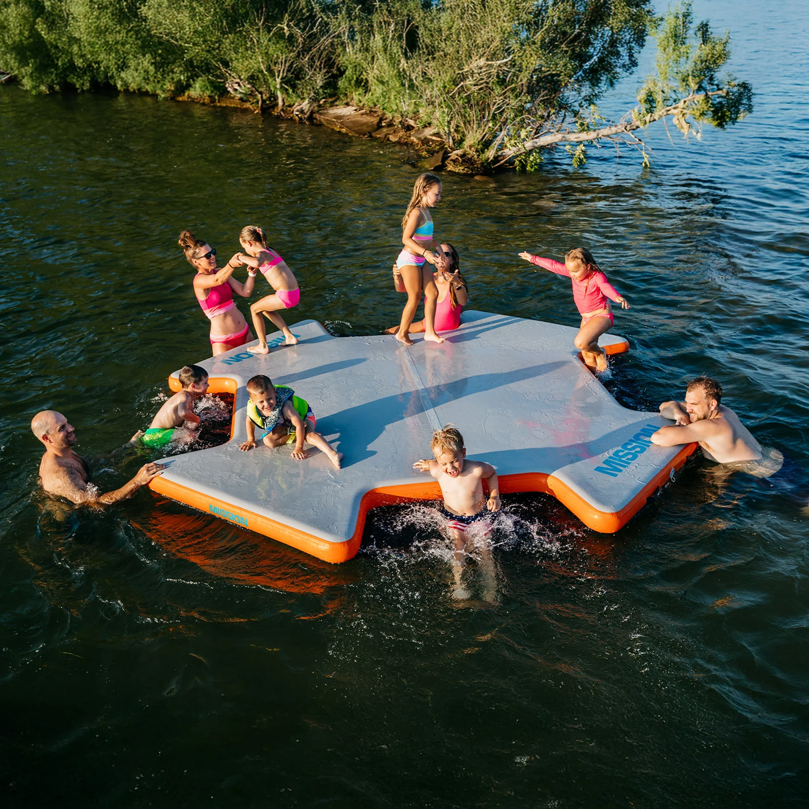 REEF PLAY | Large Inflatable Water Mat | Easy-Up Mesh on Every Side - Image 11