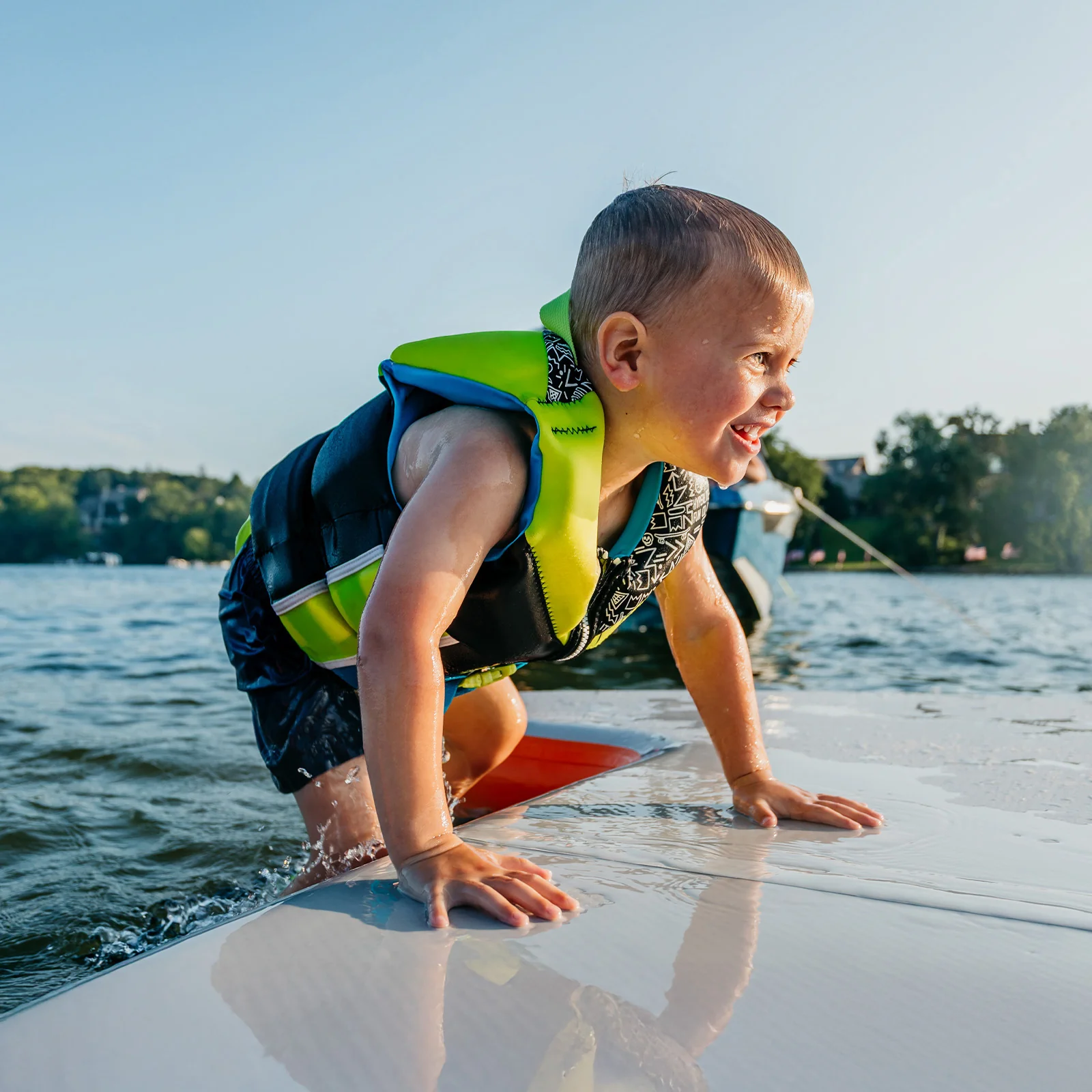 REEF PLAY | Large Inflatable Water Mat | Easy-Up Mesh on Every Side - Image 9